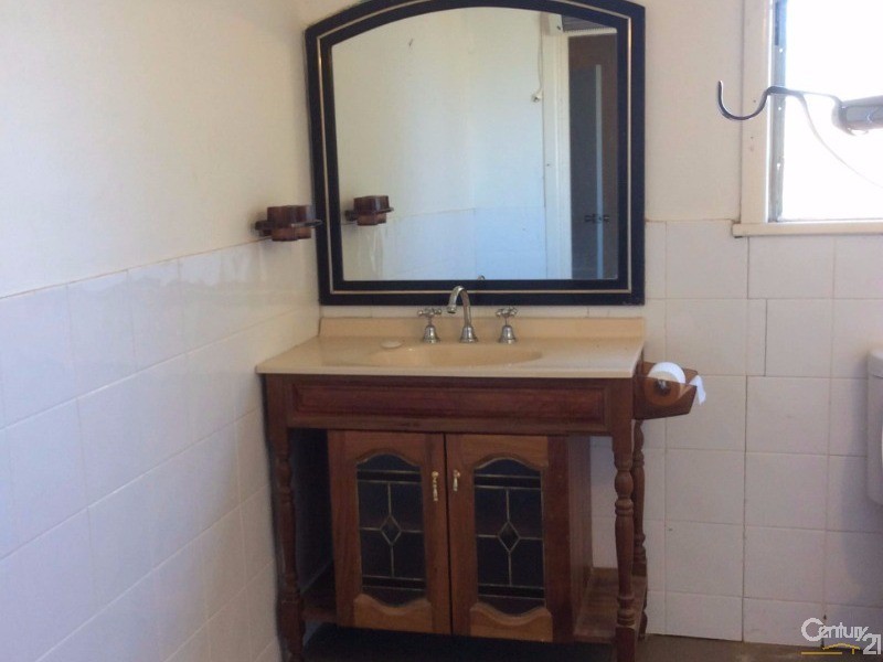 37 Wilga Street, Coonamble NSW 2829