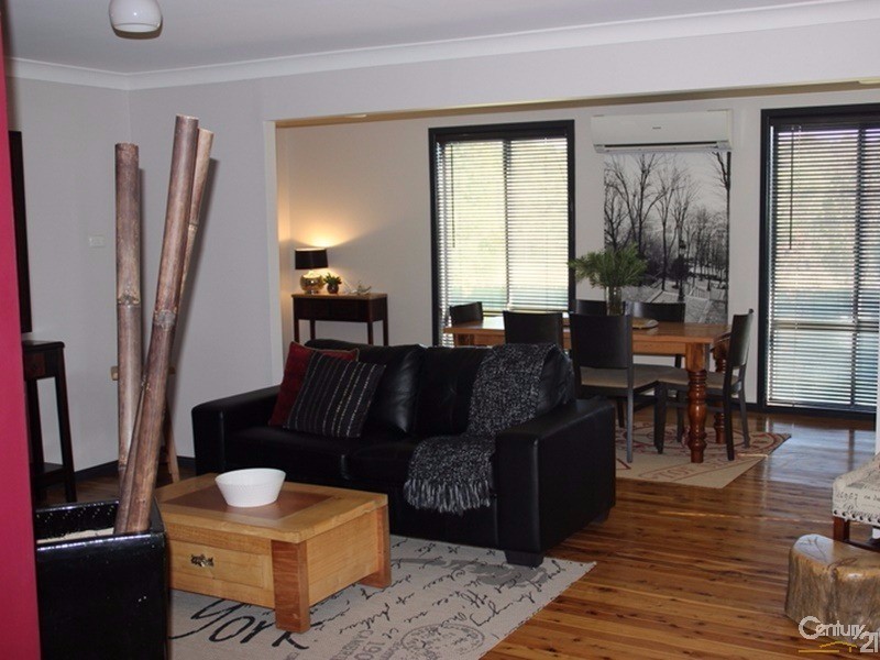 6  Park Street, Binnaway NSW 2395