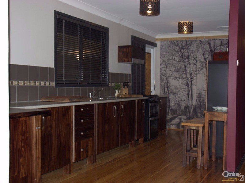 6  Park Street, Binnaway NSW 2395