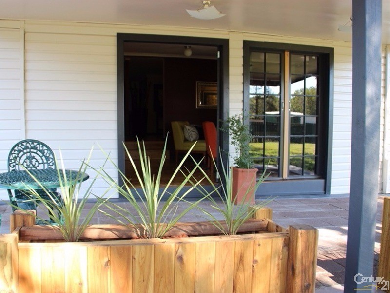 6  Park Street, Binnaway NSW 2395