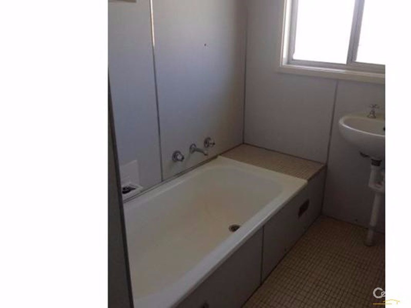 3 Thornton Ave, Warren NSW 2824