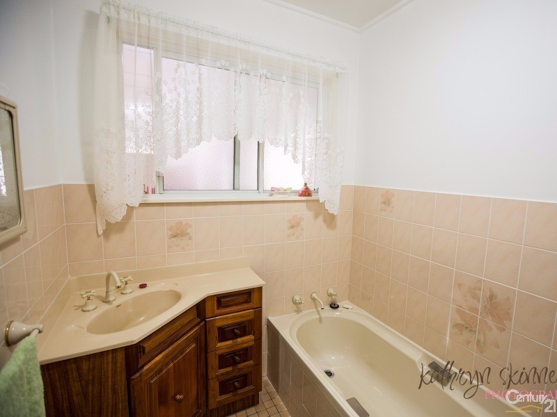 168 Warren Road, Gilgandra NSW 2827