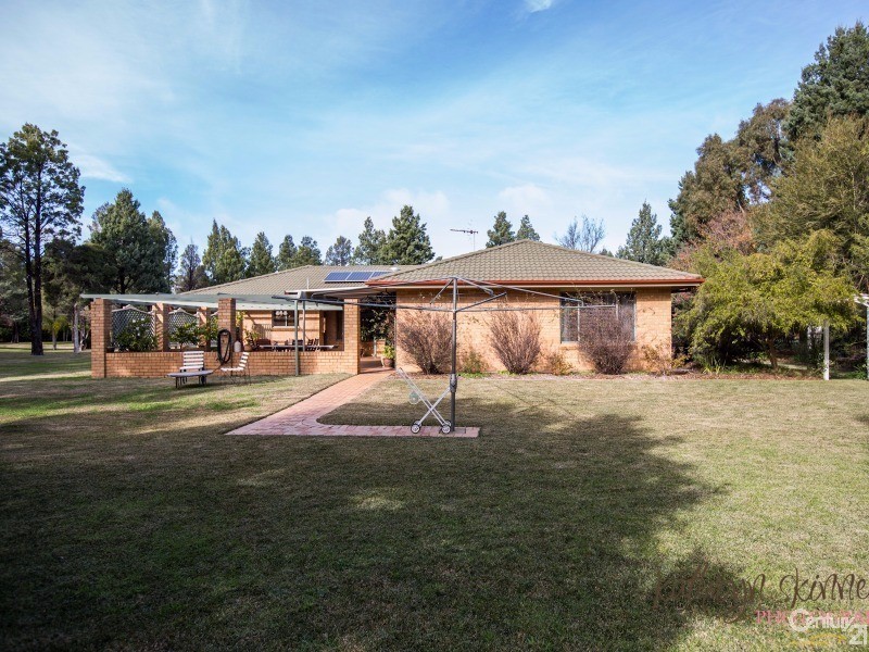 26 Butler Drive, Gilgandra NSW 2827