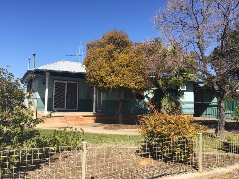 12 Wilson Street, Warren NSW 2824