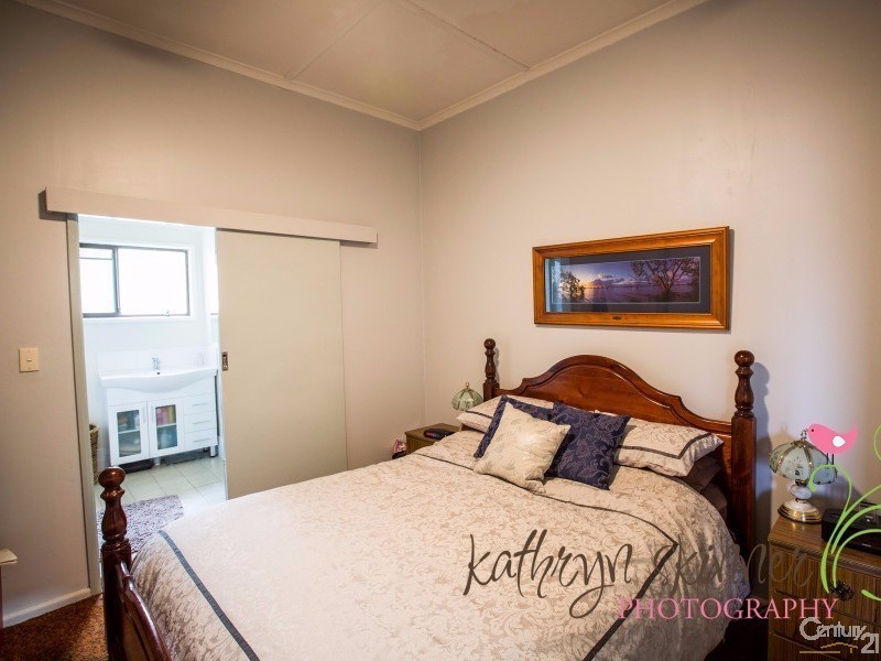 4 Wrigley Street, Gilgandra NSW 2827