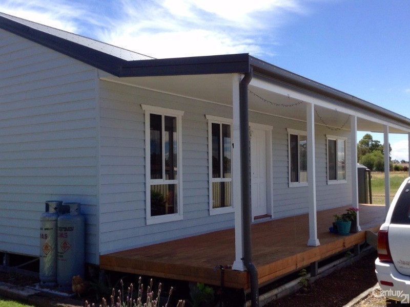 22 Stockings Crescent, Gilgandra NSW 2827