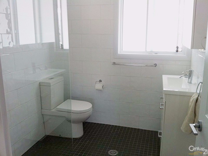 22 Stockings Crescent, Gilgandra NSW 2827