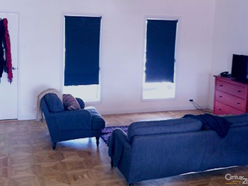 22 Stockings Crescent, Gilgandra NSW 2827