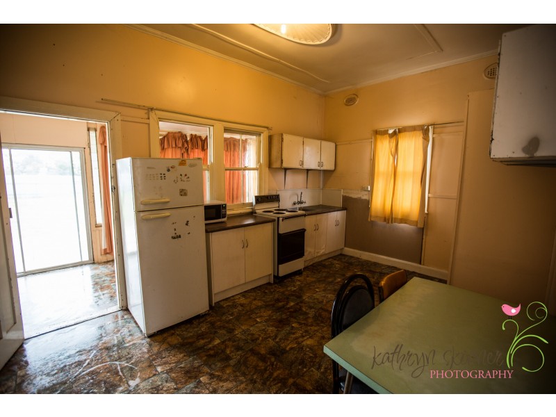 37 Dubbo Street, Coonamble NSW 2829