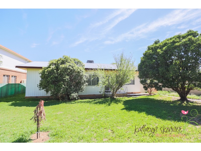 38 Bobs Street, Gilgandra NSW 2827