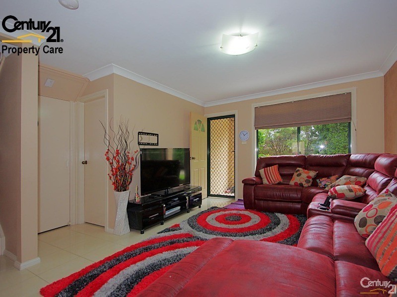 3/31 Myee Rd, Macquarie Fields NSW 2564