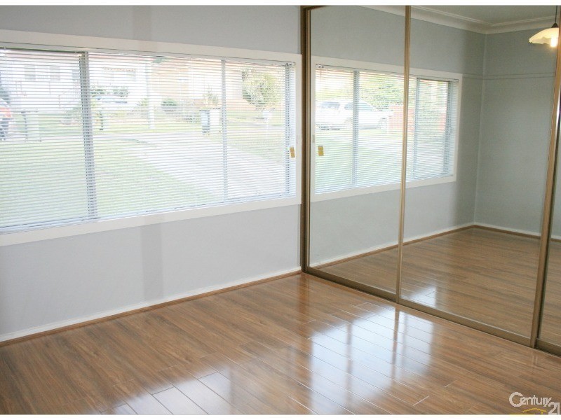 50 Fransworth Avenue, Campbelltown NSW 2560