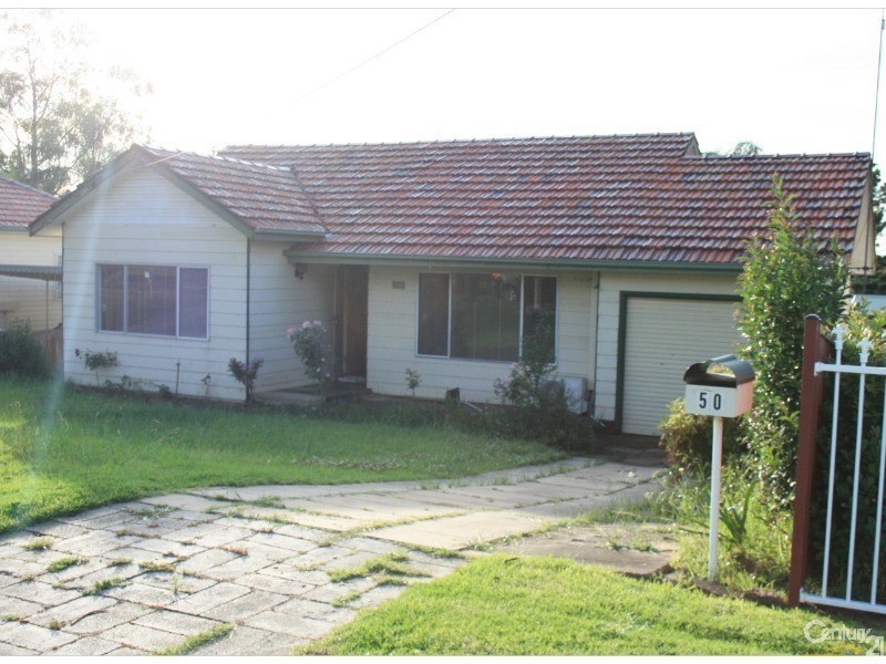 50 Fransworth Avenue, Campbelltown NSW 2560