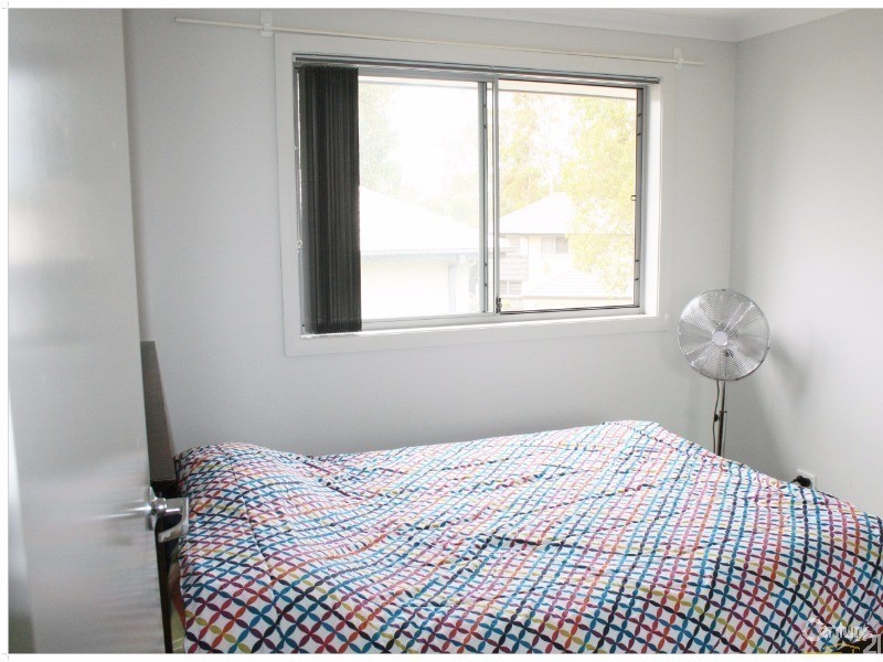 103 Atlantic Boulevard, Glenfield NSW 2167