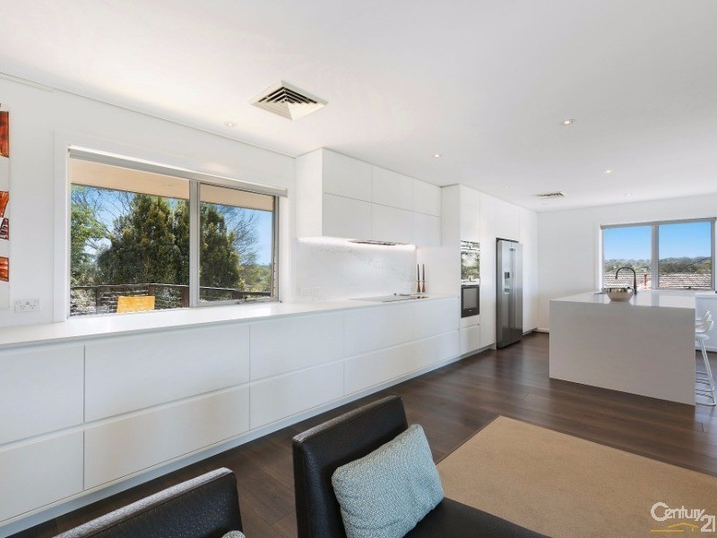 17 Sylvan Avenue, East Lindfield NSW 2070