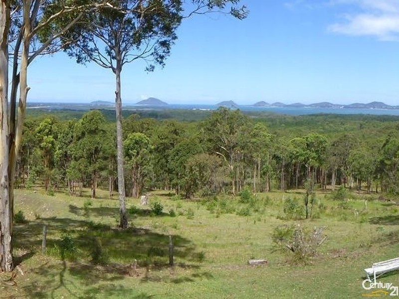 101 Clarke Street, Pindimar NSW 2324