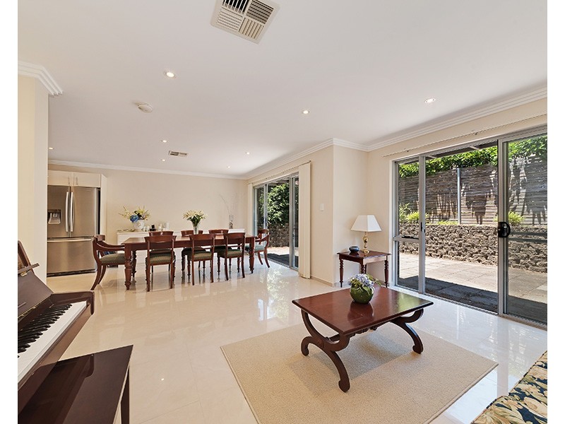 8/183 -185 Burns Rd, Turramurra NSW 2074