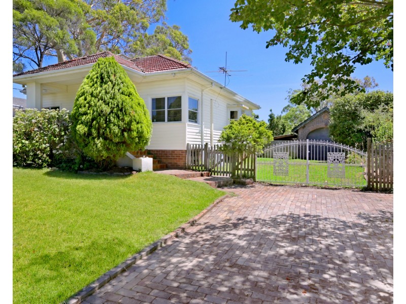 16 Rickard Rd, Berowra NSW 2081