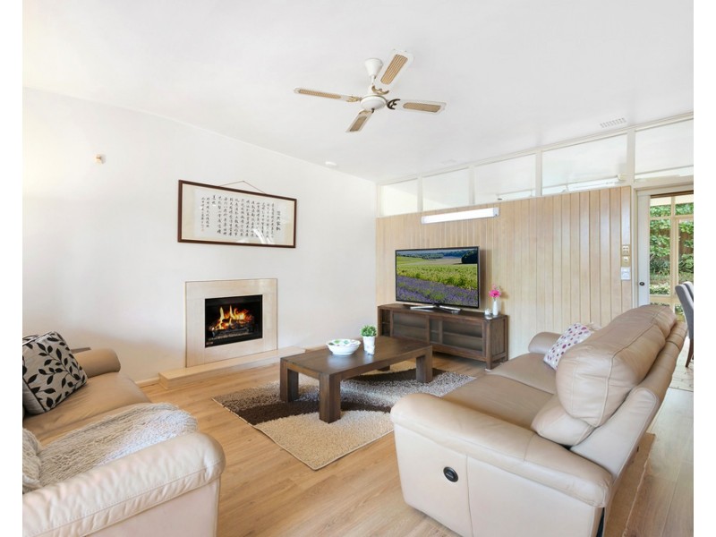2 Barellan Avenue, Turramurra NSW 2074