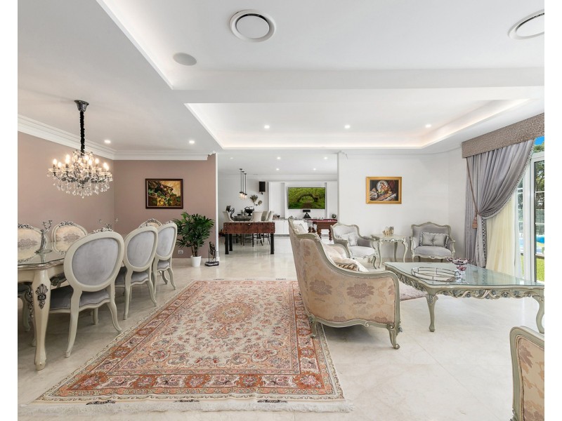 21 Walker Avenue, St Ives NSW 2075