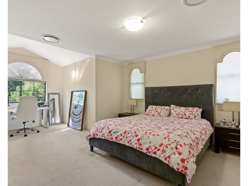 19  Holmes St, Turramurra NSW 2074