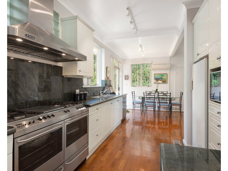16 Livingstone Avenue, Pymble NSW 2073