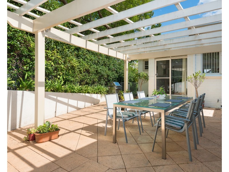 16 Livingstone Avenue, Pymble NSW 2073