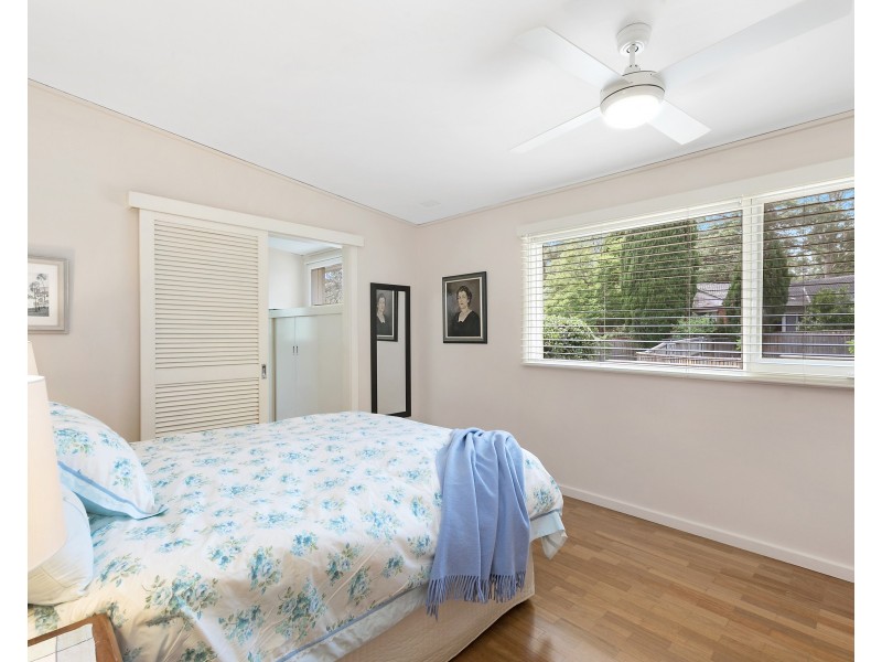 11 Vernon St, Turramurra NSW 2074