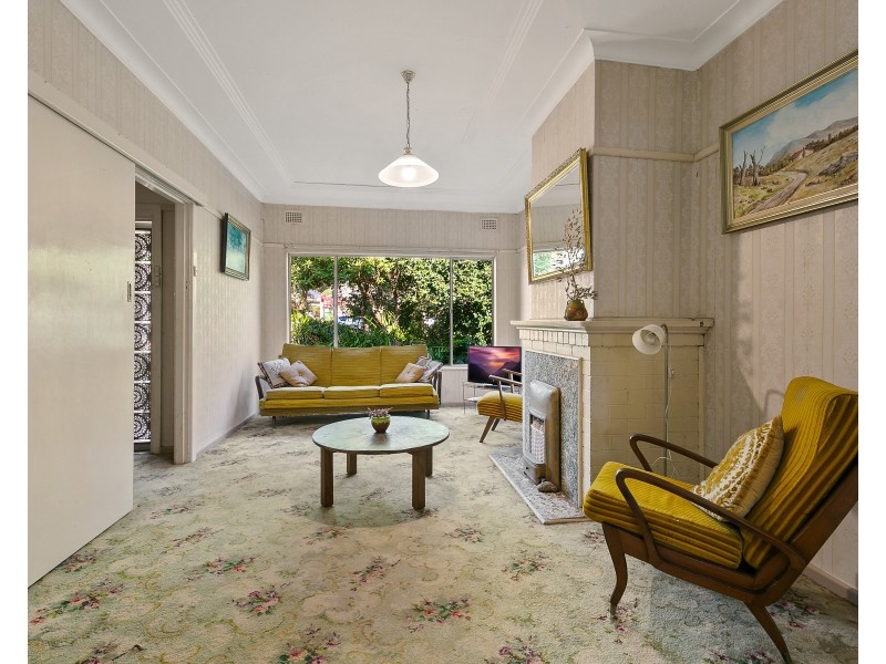 25 Kamilaroy Road, West Pymble NSW 2073