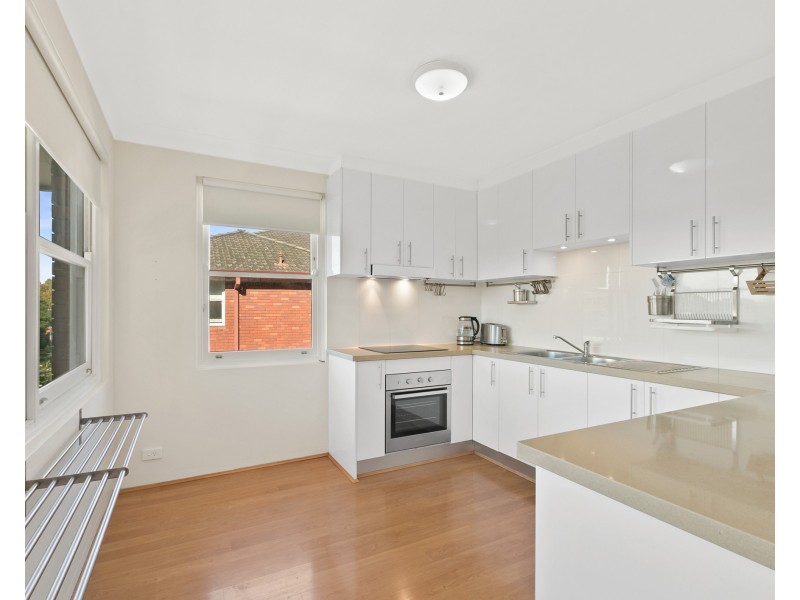 26/10-12 Ray St, Turramurra NSW 2074