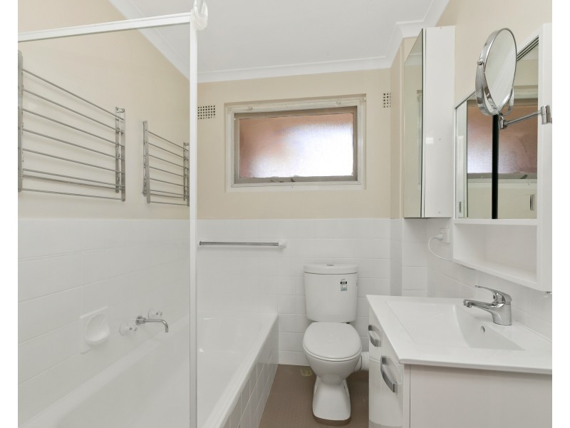 26/10-12 Ray St, Turramurra NSW 2074