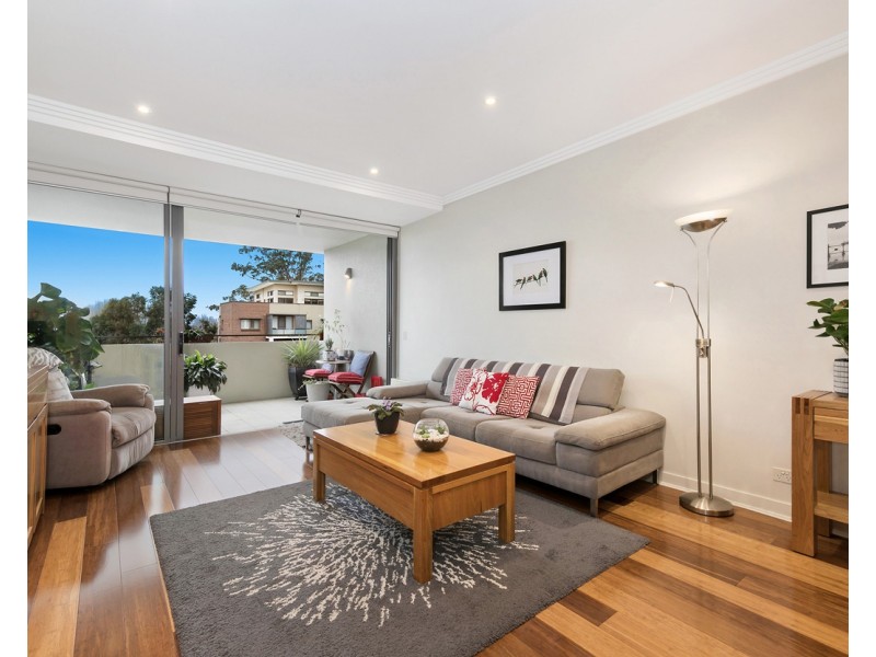 301/2A Eulbertie Ave, Warrawee NSW 2074