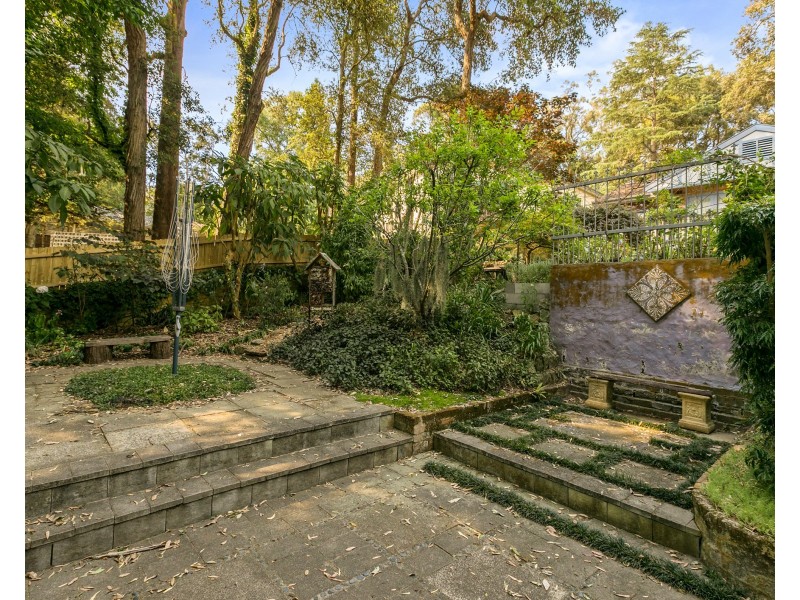 17 Linden Av, Pymble NSW 2073