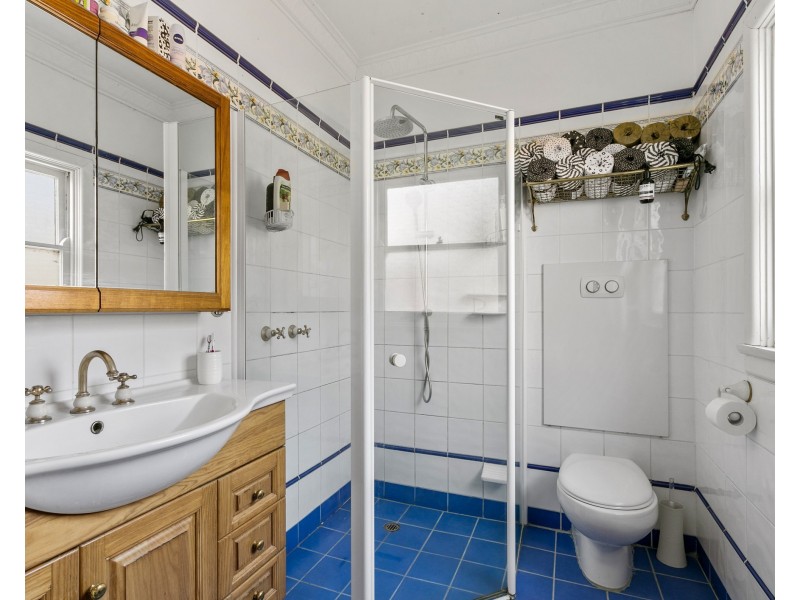 127 Kissing Point Rd, Turramurra NSW 2074