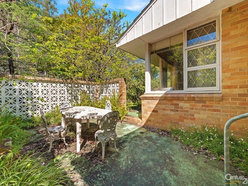 21 Lynbara Ave, St Ives NSW 2075