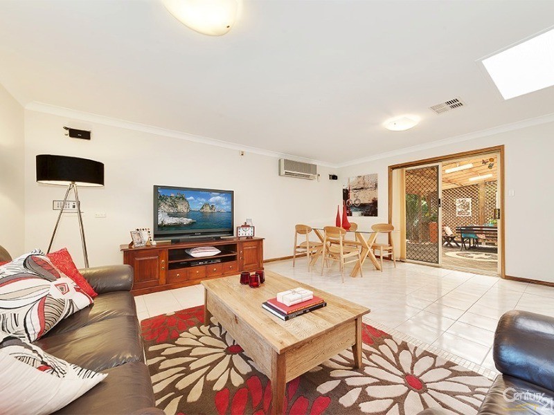 35 Spurwood Rd, Turramurra NSW 2074