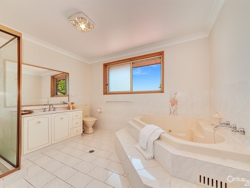 35 Spurwood Rd, Turramurra NSW 2074