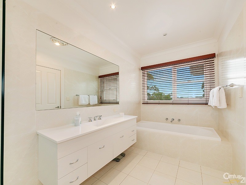 17 Boronga Avenue, West Pymble NSW 2073