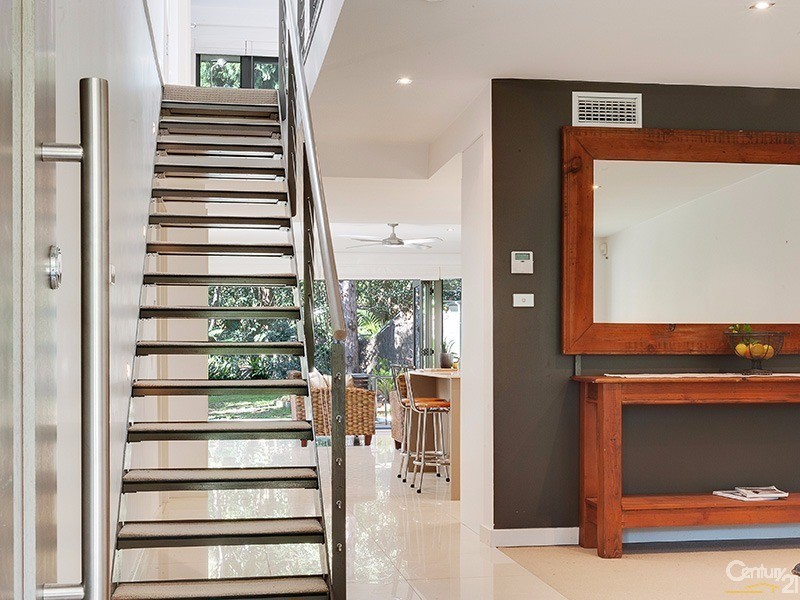 20a  Iona Ave, West Pymble NSW 2073