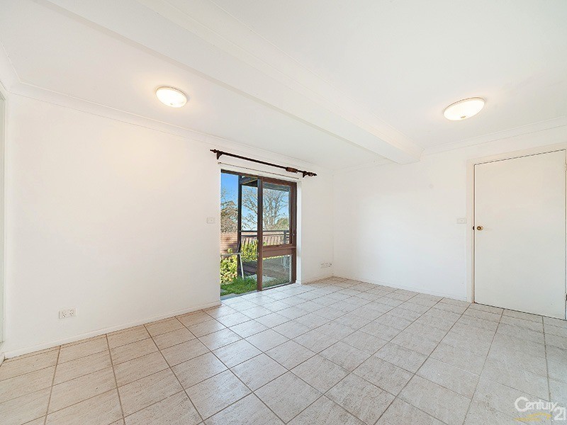 2B Peace Ave, Pymble NSW 2073