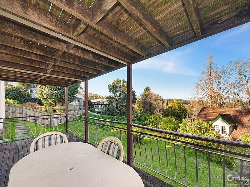 2B Peace Ave, Pymble NSW 2073