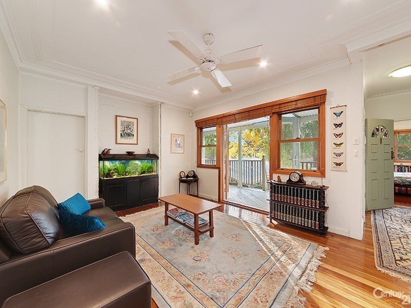 36 Kamilaroy Road, West Pymble NSW 2073