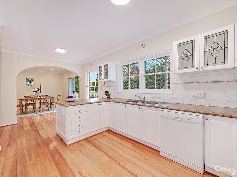 11 Lucinda Ave, Wahroonga NSW 2076