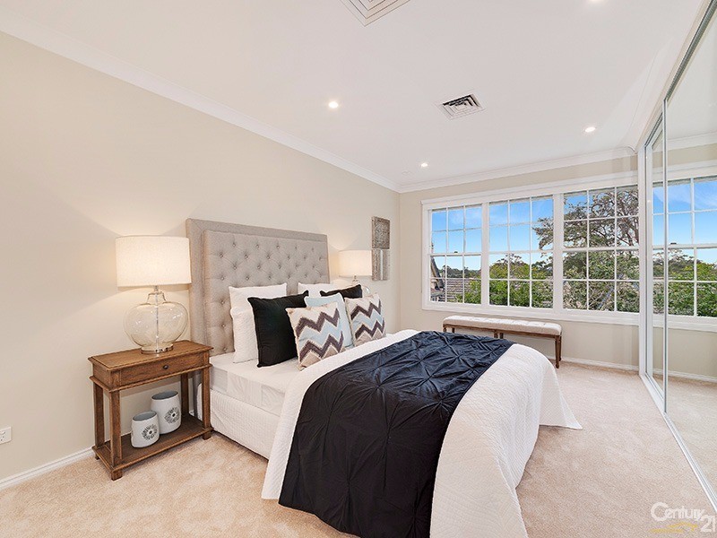 11 Lucinda Ave, Wahroonga NSW 2076