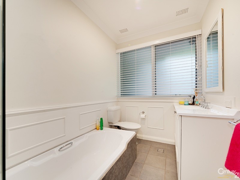 16  Edgewood Place, St Ives NSW 2075