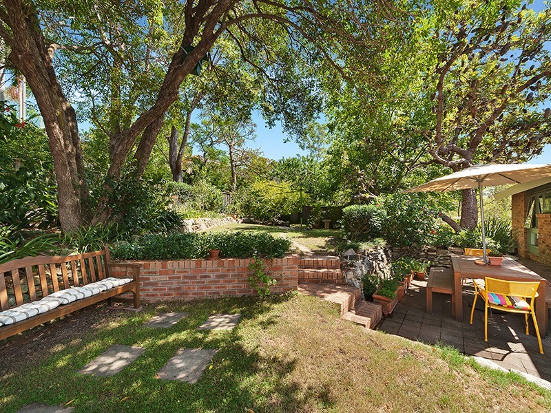 32 Parkinson Avenue, South Turramurra NSW 2074