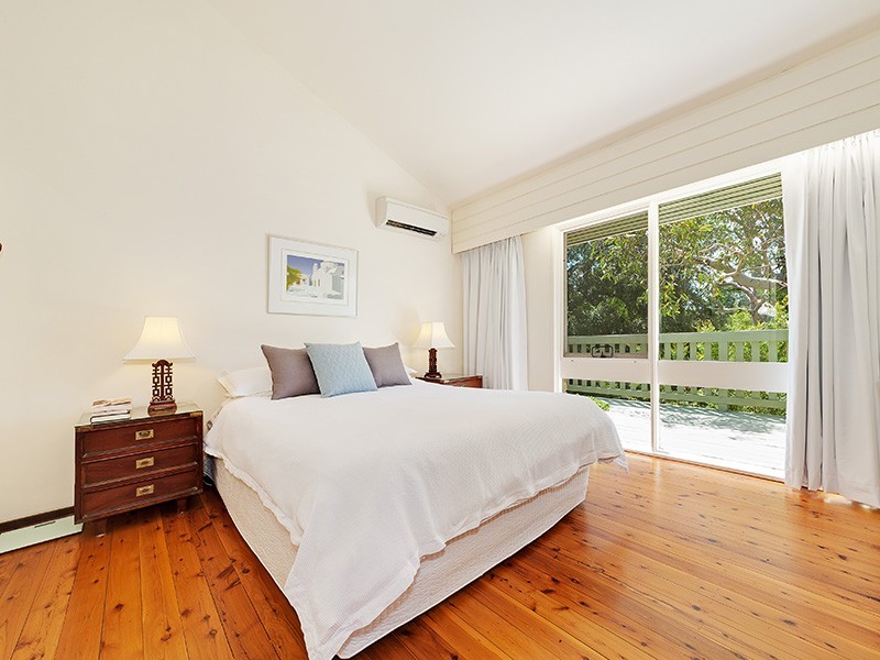 32 Parkinson Avenue, South Turramurra NSW 2074