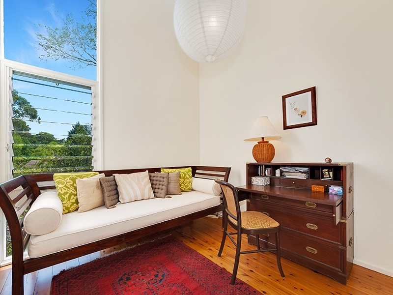 32 Parkinson Avenue, South Turramurra NSW 2074