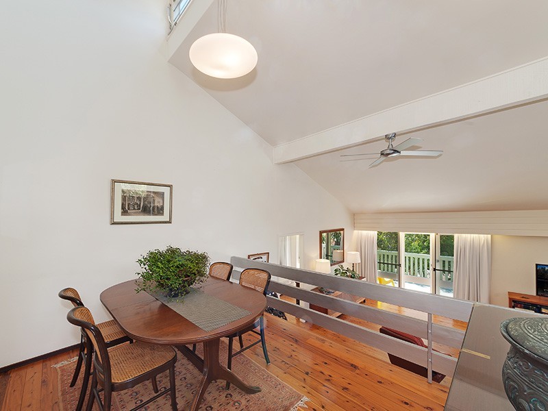 32 Parkinson Avenue, South Turramurra NSW 2074