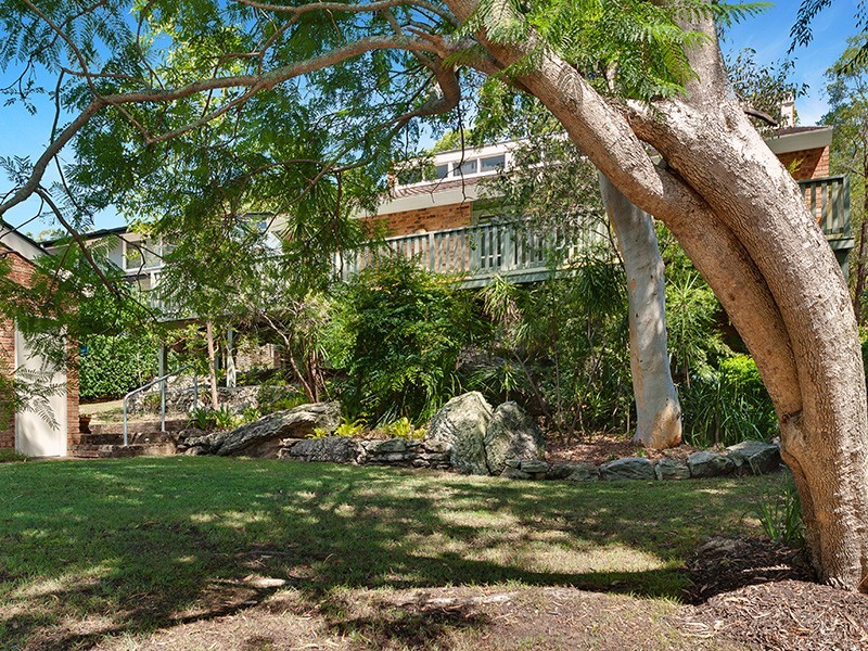 32 Parkinson Avenue, South Turramurra NSW 2074